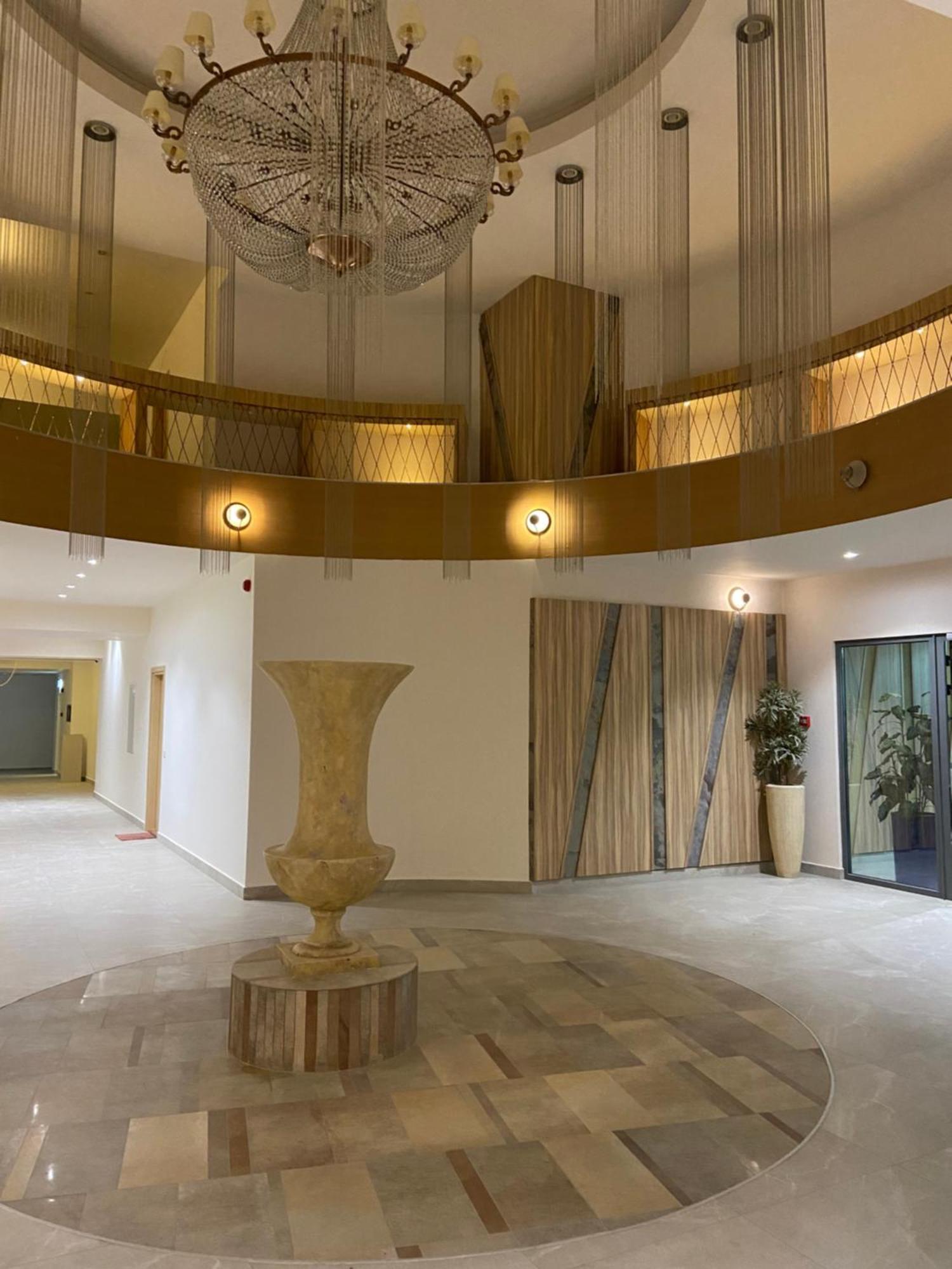 Aparthotel Rin Grand Residence Bukarest Exteriör bild